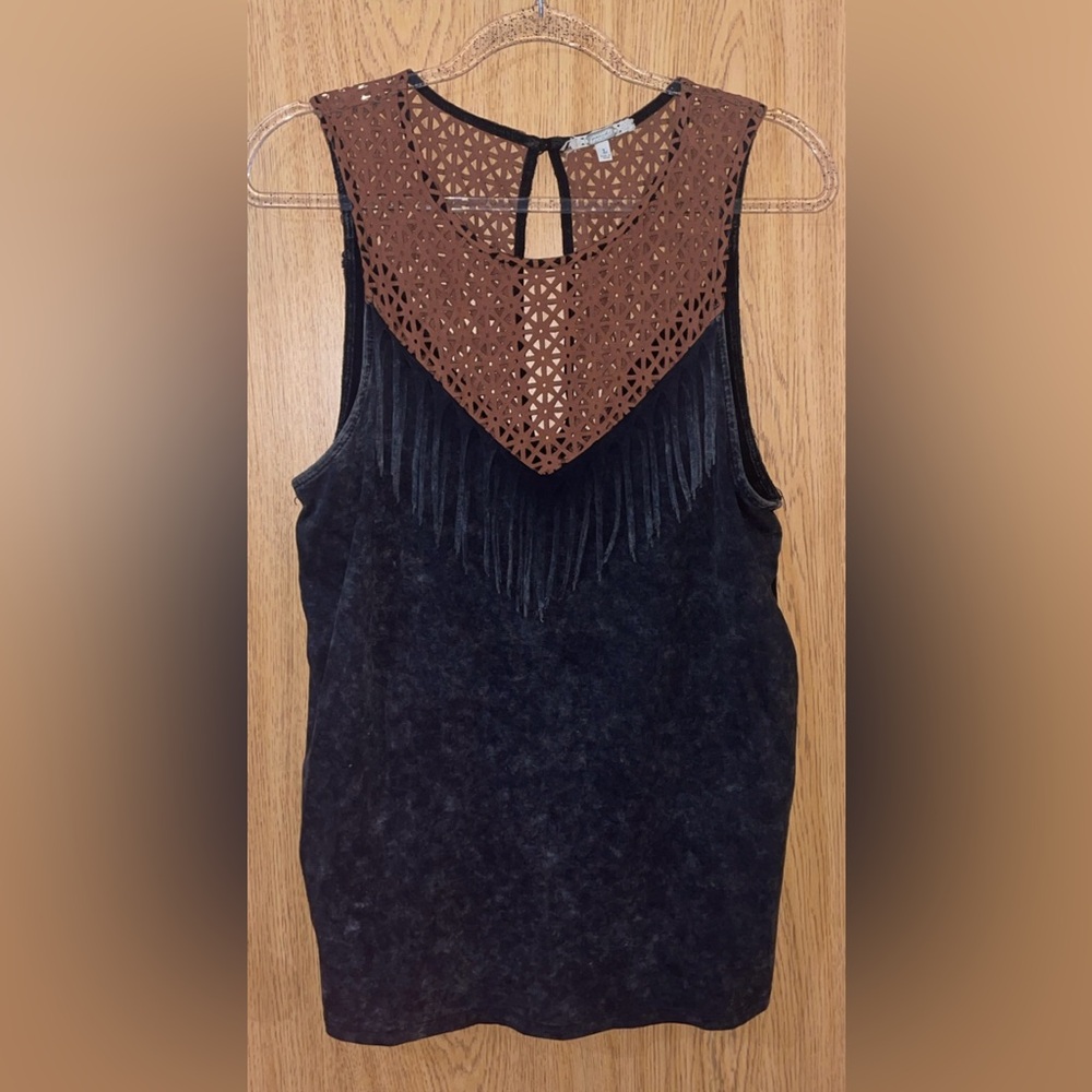 Gimmicks by BKE Fringe Detail Black & Brown Tank Top Size Large